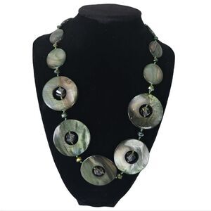 𝅺ABALONE Shell Necklace in Iredescent Earthy Green Tones